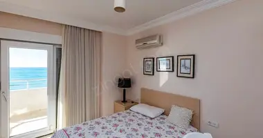 Mieszkanie 3 pokoi w Alanya, Turcja