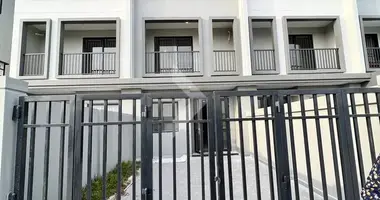 Dom 4 pokoi w Khan Dangkao, Kambodża