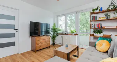 Квартира 2 комнаты в Варшава, Польша