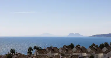 Ático Ático 4 habitaciones en Estepona, Španjolska