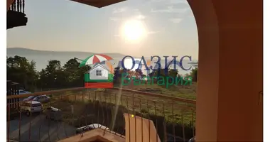 Apartamento 3 habitaciones en Nesebar, Bulgaria