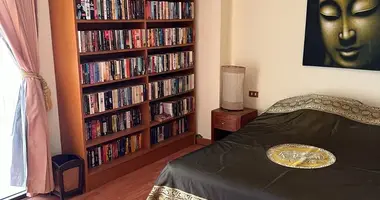 Кондо в Bang Saen, Таиланд