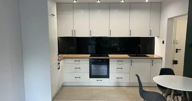 Квартира 2 комнаты в Варшава, Польша