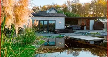 Дом 10 комнат в Мёрс, Германия