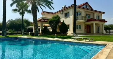 5 bedroom house in Pyrgos Lemesou, Cyprus