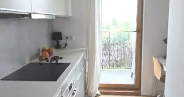 Mieszkanie 1 pokój w Warszawa, Polska