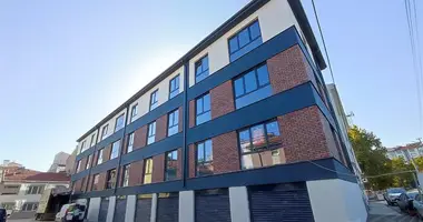 Appartement 4 chambres dans Tepebasi, Turquie