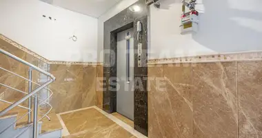 Mieszkanie 4 pokoi w Muratpasa, Turcja