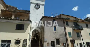 House in Castelnuovo di Farfa, Italy
