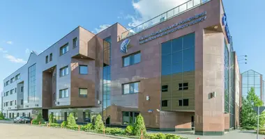 Коммерческое помещение 800 м² в Варшава, Польша