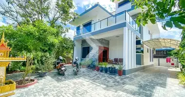 Villa 4 zimmer in Siem Reap, Kambodscha