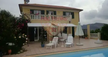 Willa 4 pokoi w Ventimiglia, Włochy
