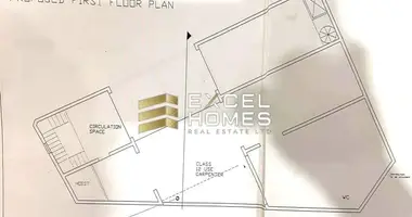 Entrepôt dans Qormi, Malte