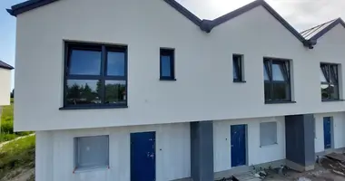 Dúplex 4 habitaciones en Falenty Nowe, Polonia