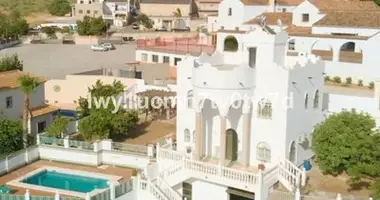 Haus 4 Schlafzimmer in Malaga, Spanien