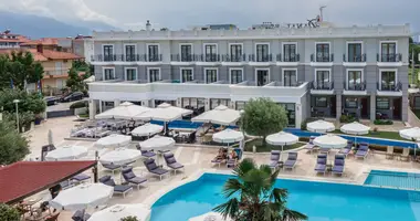 Hotel 2 694 m² in Olympiaki Akti (Beach), Greece