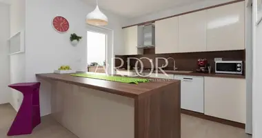 Apartamento 2 habitaciones en Kostrena, Croacia