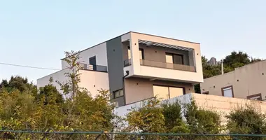 Haus 3 Schlafzimmer in Dobra Voda, Montenegro