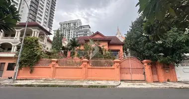 Villa in Sangkat Phsar Daeum Thkov, Cambodia