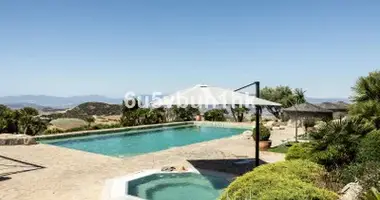 5 bedroom house in Dos Hermanas, Spain