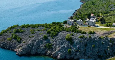 Villa 4 chambres dans Opcina Karlobag, Croatie