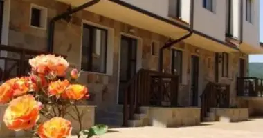 Apartamento 3 habitaciones en Kosharitsa, Bulgaria