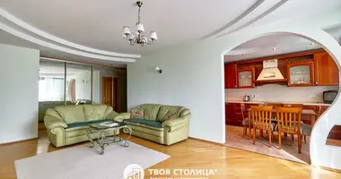 Mieszkanie 4 pokoi w Mińsk, Białoruś