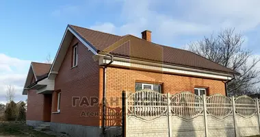 Haus in Vialikija Matykaly, Belarus