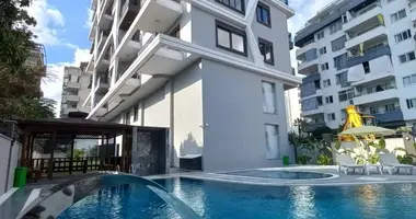 Mieszkanie 2 pokoi w Mahmutlar, Turcja