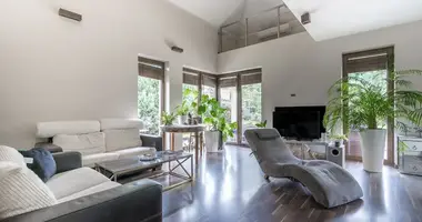 Haus 5 zimmer in Marki, Polen