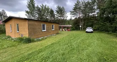 3 room house in Nieharelski sielski Saviet, Belarus