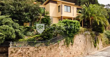 Villa 5 zimmer in Santa Maria de Llorell, Spanien