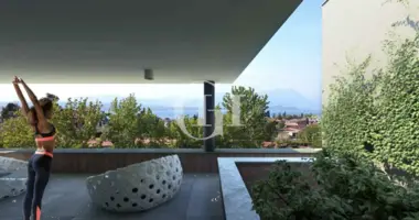 Apartamento 4 habitaciones en Desenzano del Garda, Italia