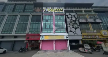 Дом 5 комнат в Такмау, Камбоджа