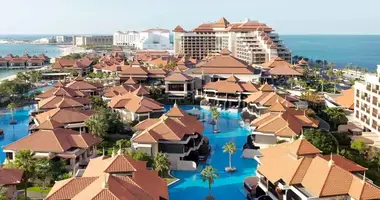 Propriété commerciale 982 m² dans Doubaï, Émirats arabes unis
