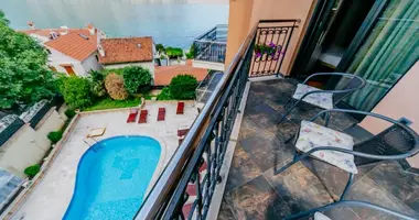 Wohnung 2 Schlafzimmer in Dobrota, Montenegro