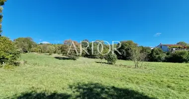 Terrain dans Cavle, Croatie