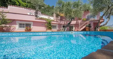 Villa en La Serra, Italia