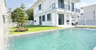 Дом 4 спальни в Huai Yai, Таиланд