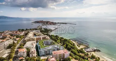 Квартира 3 комнаты в Несебр, Болгария