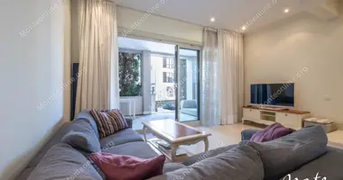 Mieszkanie 2 pokoi w Tivat, Czarnogóra