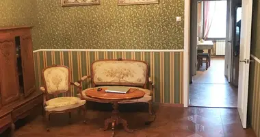 Mieszkanie 3 pokoi w Petersburg, Rosja