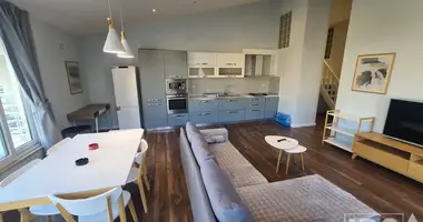 Wohnung 3 zimmer in Tirana, Albanien
