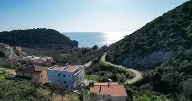 Terrain dans Petrovac, Monténégro