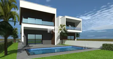 4 bedroom apartment in Demos Agiou Athanasiou, Cyprus