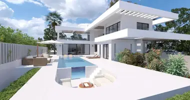 4 bedroom house in Manilva, Spain