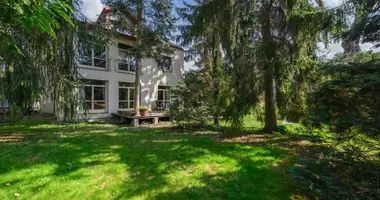 Haus in Warschau, Polen