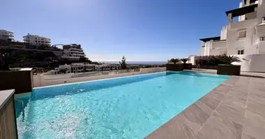 3 bedroom apartment in Benahavis, Spain