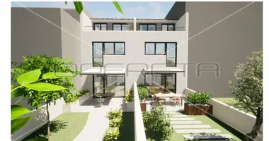 4 room house in Grad Porec, Croatia