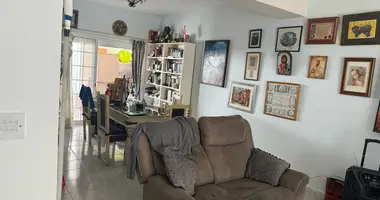 Mieszkanie 3 pokoi w Jermasoja, Cypr